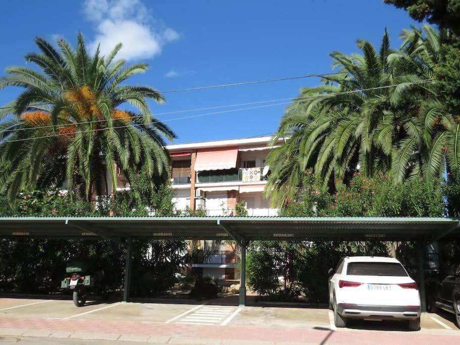 Coqueto Alojamiento Con Banera De Hidromasaje Apartment Tarragona Ngoại thất bức ảnh